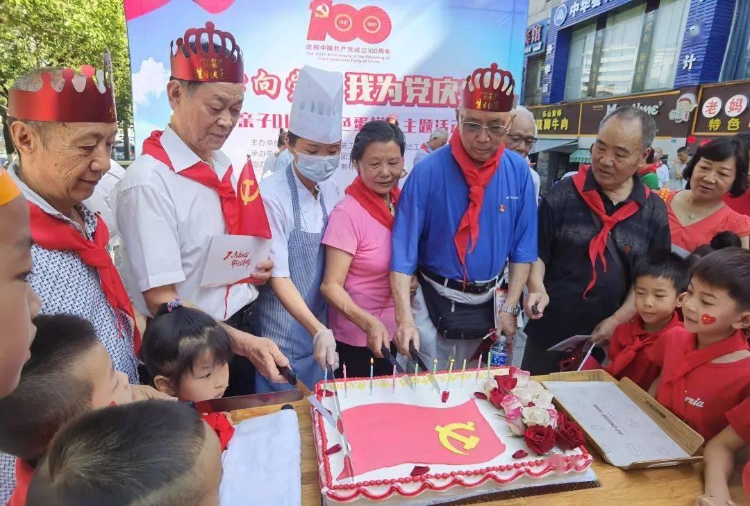 建文帝朱允炆是怎么消失的？